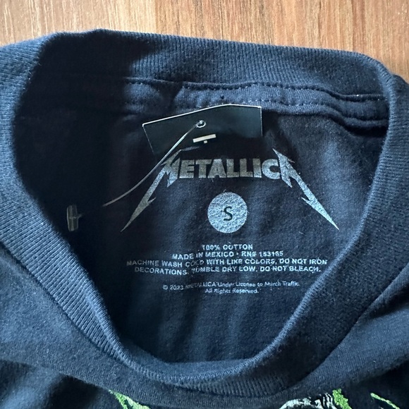 ๐ NWT Metallica And Justice For All T-Shirt size Small Hot Topic ๐ - Picture 4 of 6